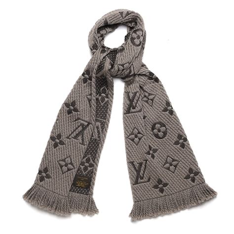 louis vuitton scarf price dubai|louis vuitton wool scarf.